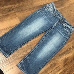 Miss Me Capri’s